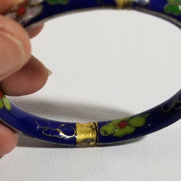 Vintage Cloisonne enamel bangle bracelet two and one half in - Picture 7 of 16